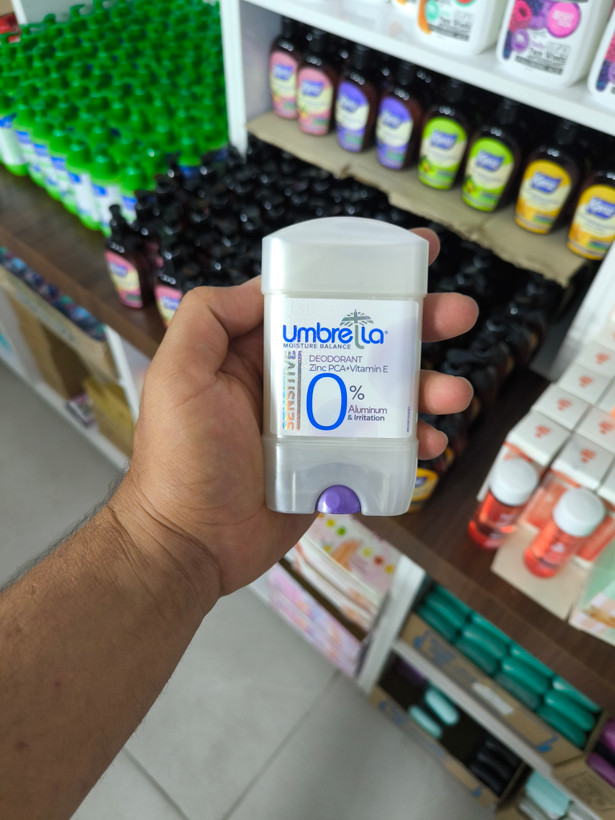 آمبرلا ۷۵ میل zinc pca+vitamin E فاقد آلومینیوم