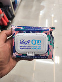دستمال مرطوب پاککننده آرایش Q10 دافی 50 برگی